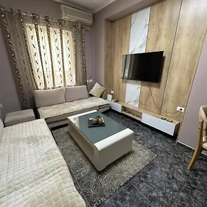 Appartamento Midtown Cozy, Tirana