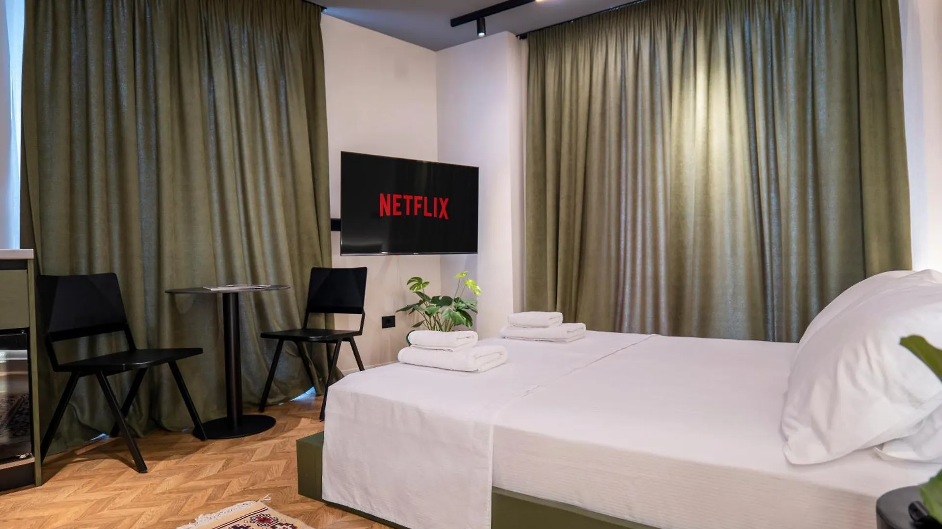 Apartment Muz Studios Tirana